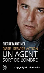 Un agent sort de l'ombre